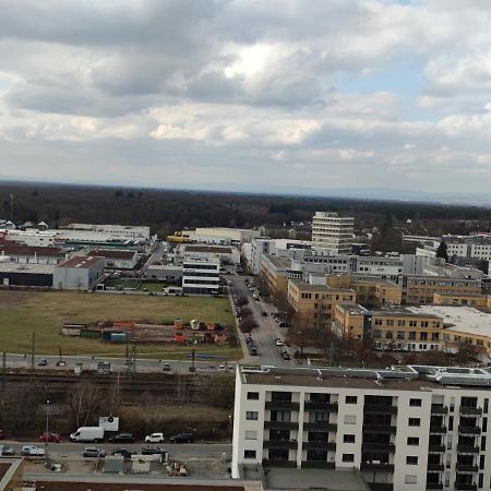 Skyline-Aussicht Und Fantastische Sonnenuntergaenge Apartment Langen  Bagian luar foto